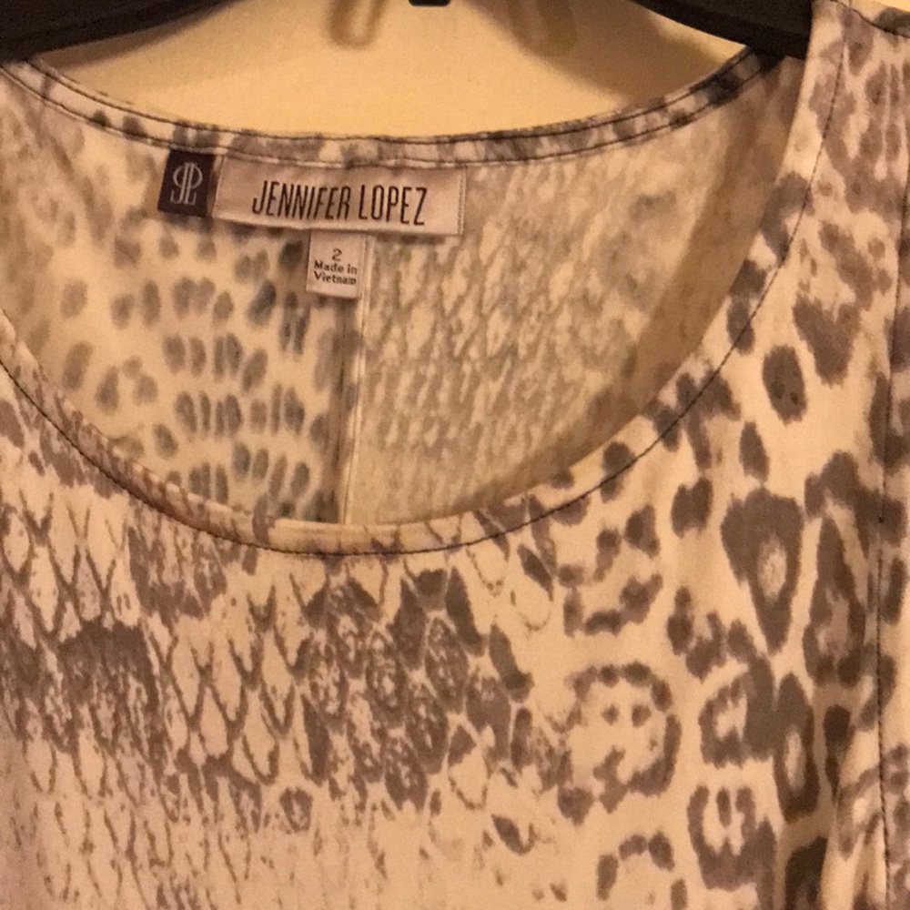 Dress - Picture 3 of 3